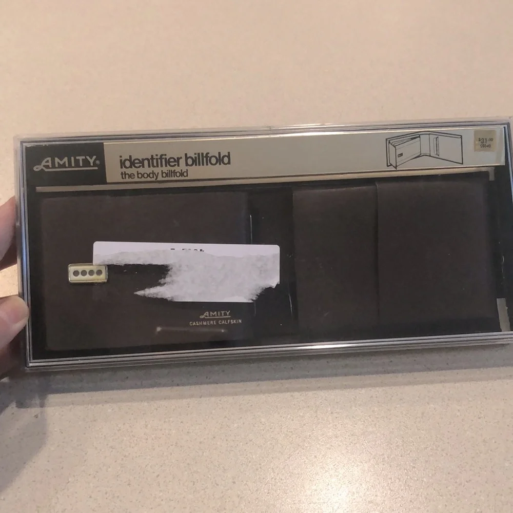 VINTAGE AMITY CASHMERE CALFSKIN BILLFOLD BROWN